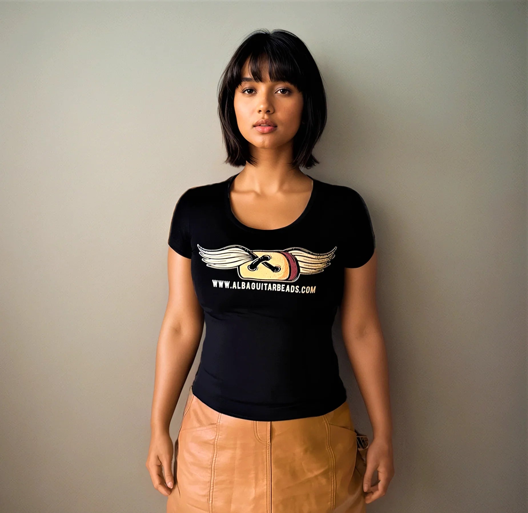 Alba Guitar Beads Brand Wings T-shirt Ladies Size Small/Medium
