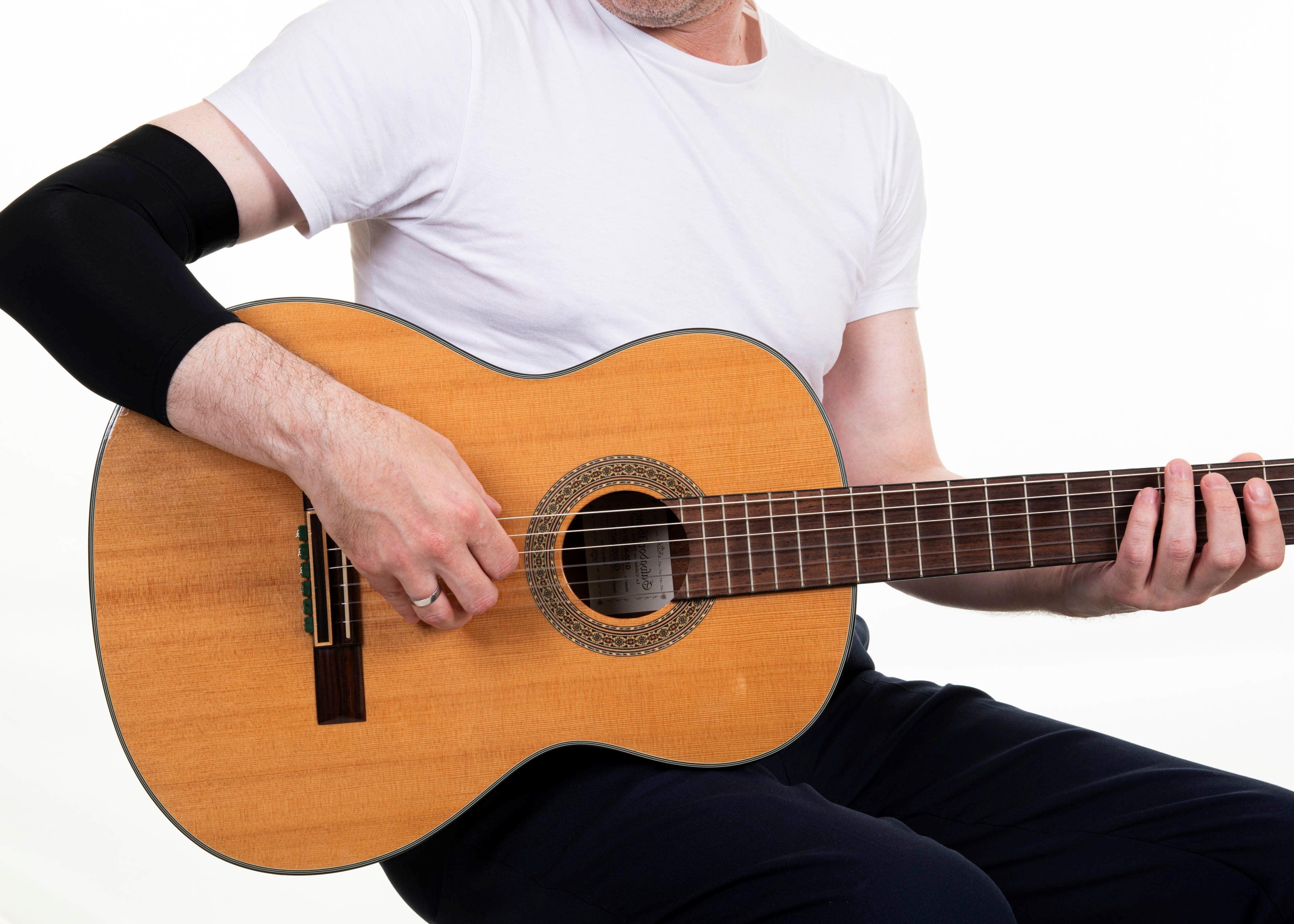 Alba GB Preto Manga Curta Tamanho Grande - Proteção de braço para guitarristas clássicos e flamencos