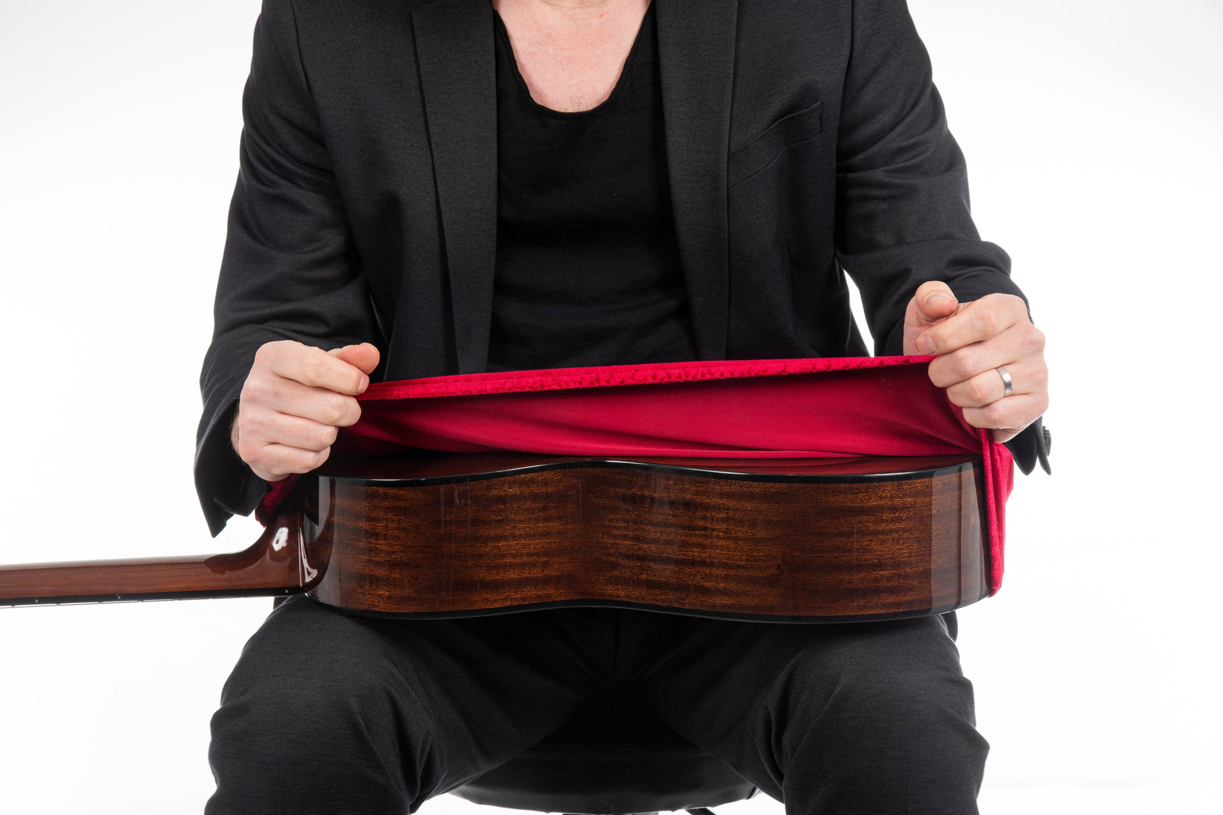 Alba Guitar Dust Cover - Protective wrapper for classical, acoustic and electric guitars - mackazie